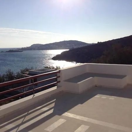 Daire Syros Beach House *